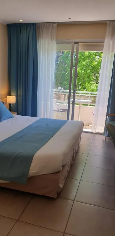 Logis Hotel & Restaurant Le Fleurance 3*,  France