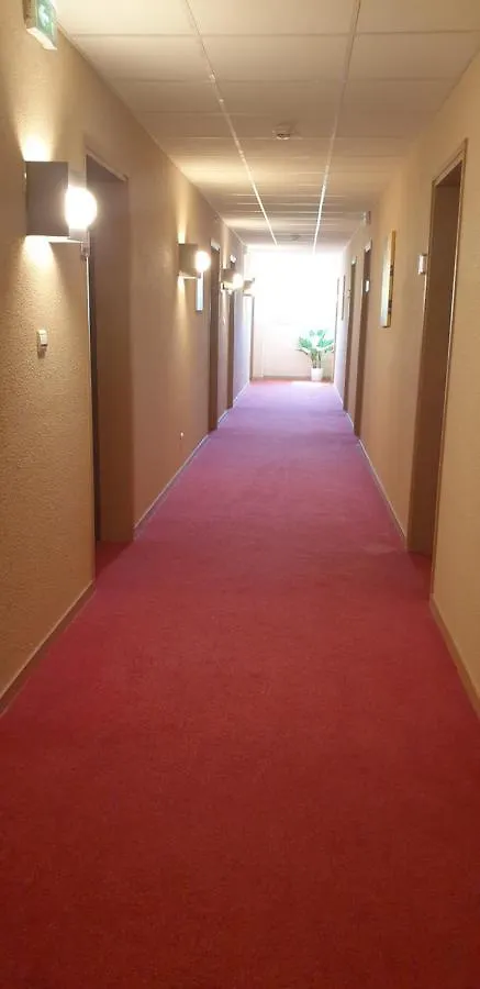 Logis Hotel & Restaurant Le Fleurance