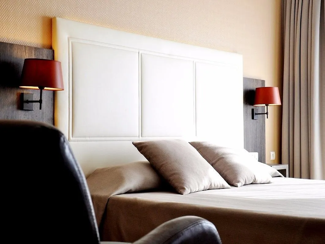Logis Hotel & Restaurant Le Fleurance