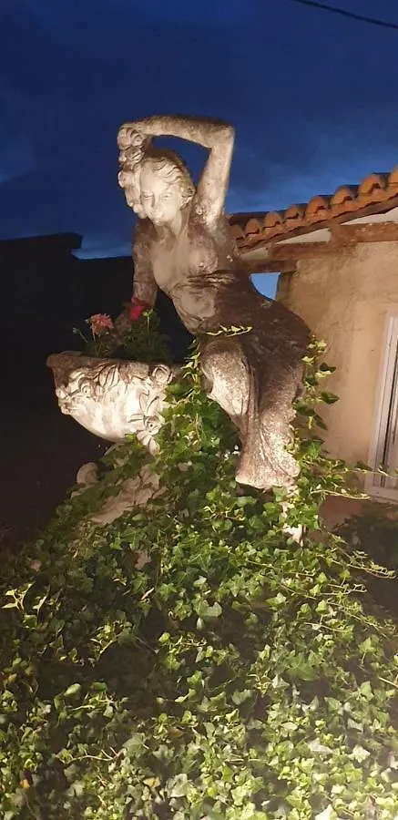 Logis Hotel & Restaurant Le Fleurance